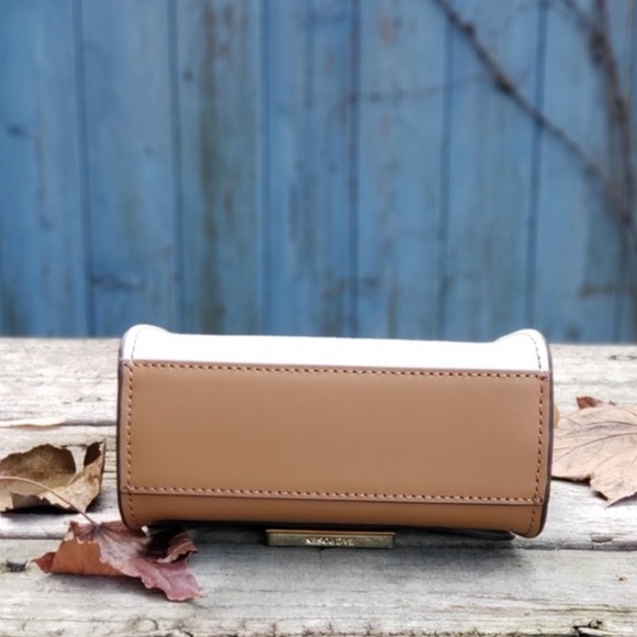 **SOLD** Zac Posen Eartha Mini NWOT - Picture 7 of 11